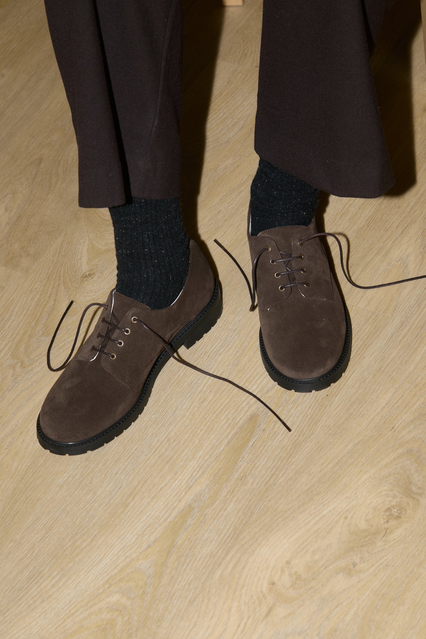 Ruby lace-up suede brown