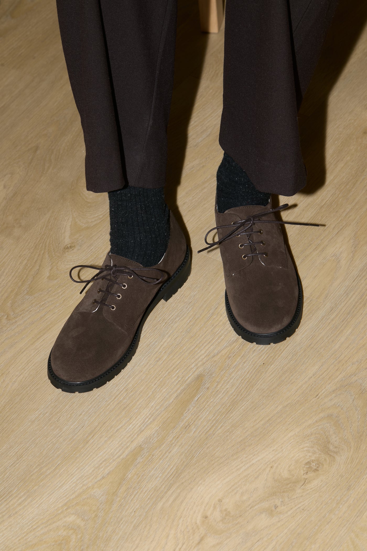 Ruby lace-up suede brown