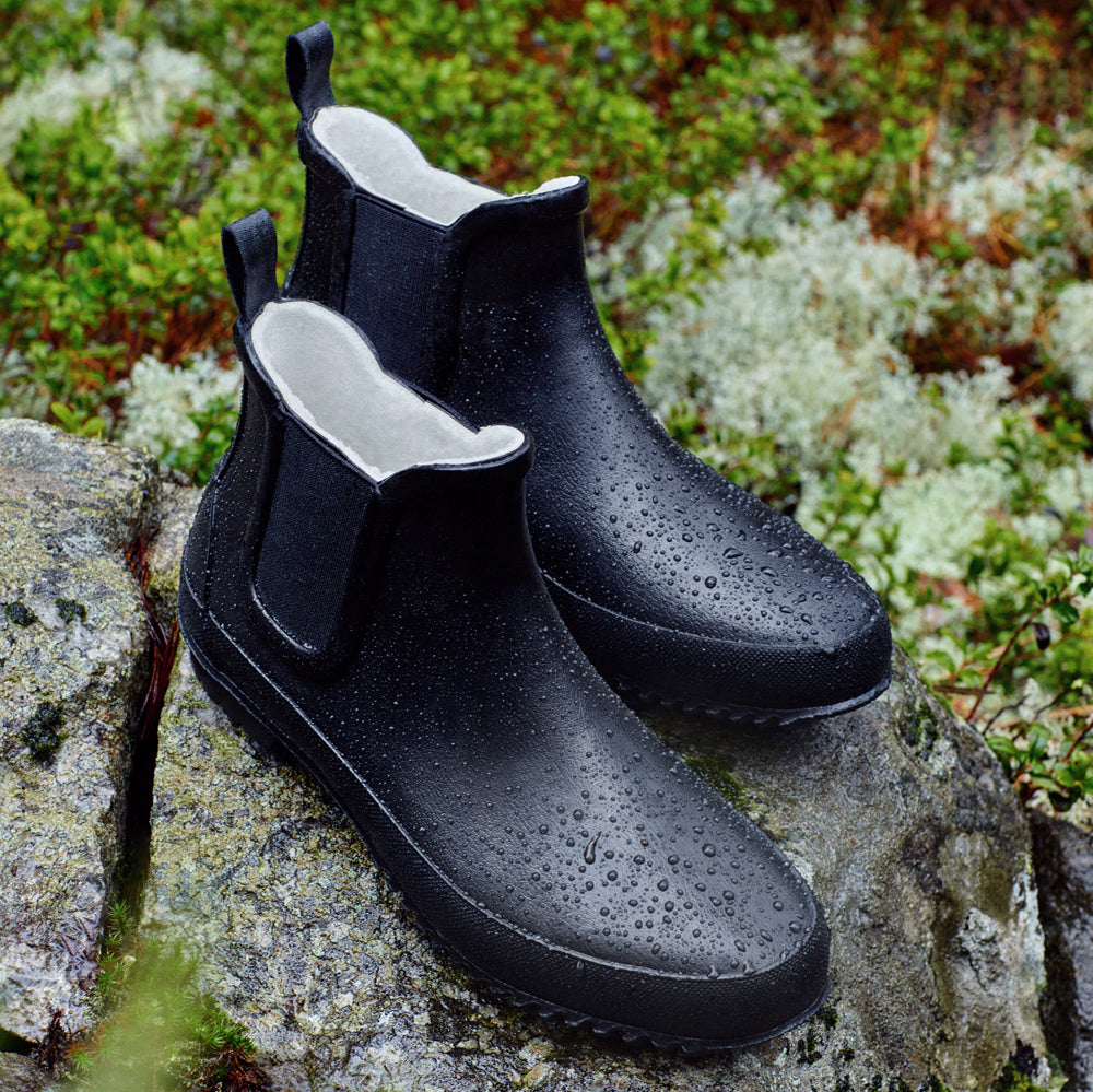 Anton rainboot black